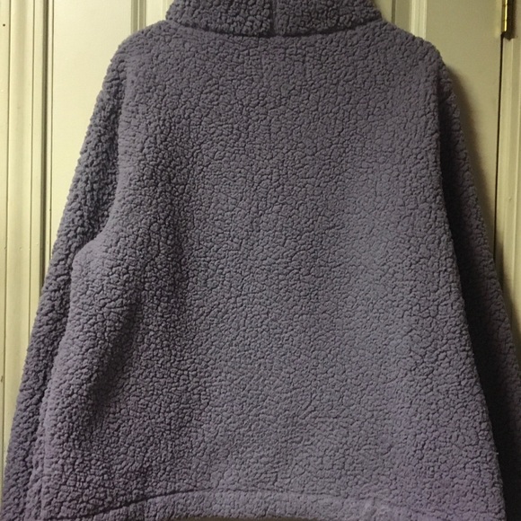 Champion
Women’s
Purple Sweatshirt
Size XL
Sherpa
Pull Over
Warm & Cozy - Picture 6 of 10